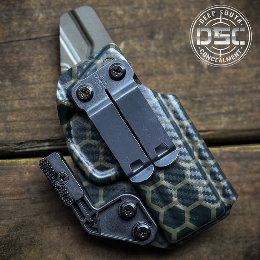 Sig Sauer P365 XMacro OD Green Carbon Fiber Hexagon Design RH IWB Concealment Holster
