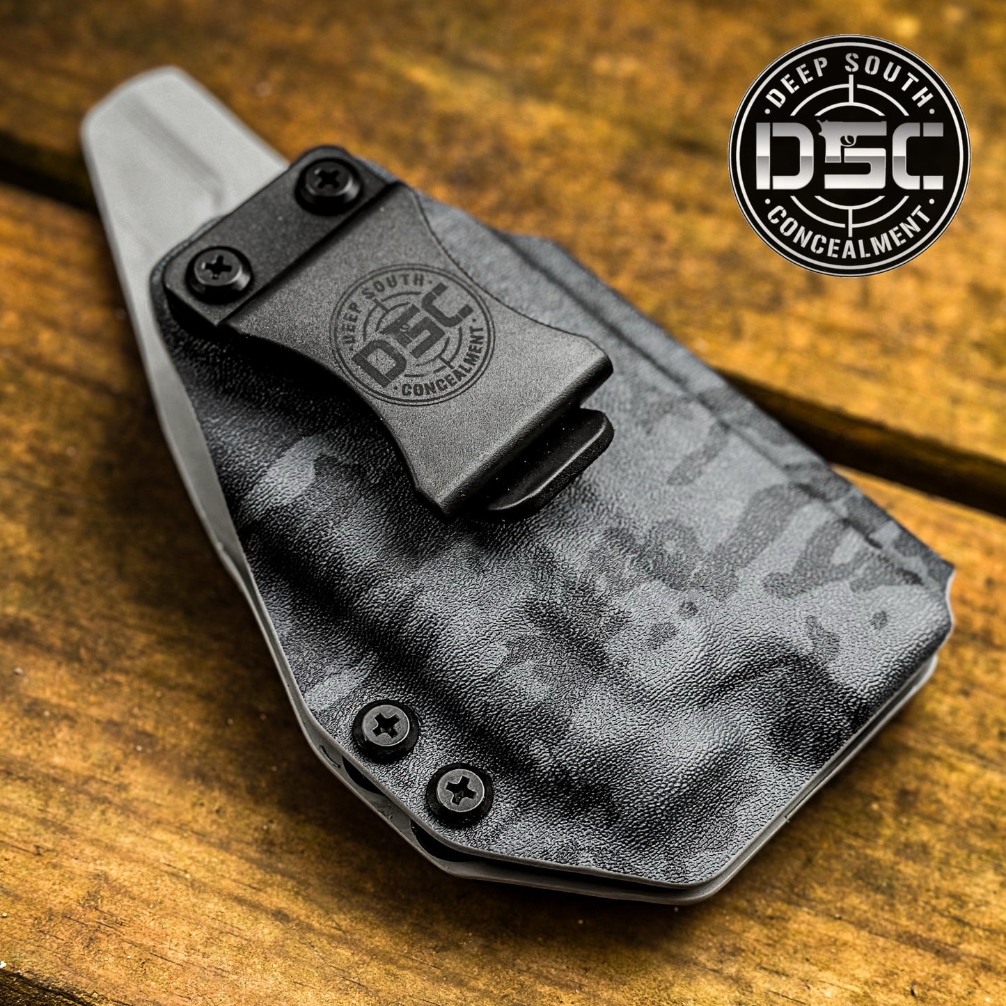 Sig Sauer P365 Fuse w/Streamlight TLR-7 Multicam Black RH IWB Concealment Holster