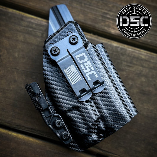 Sig Sauer P365 XMacro w/Streamlight TLR-7 Sub Black Carbon Fiber RH IWB Holster