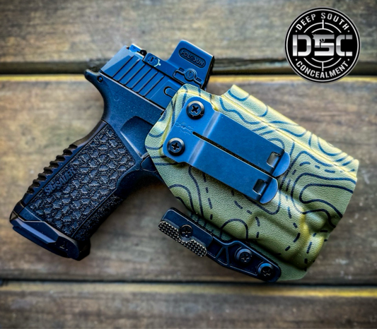 Sig Sauer P365 XMacro w/Streamlight TLR-7 Sub OD Green TOPO RH IWB Holster