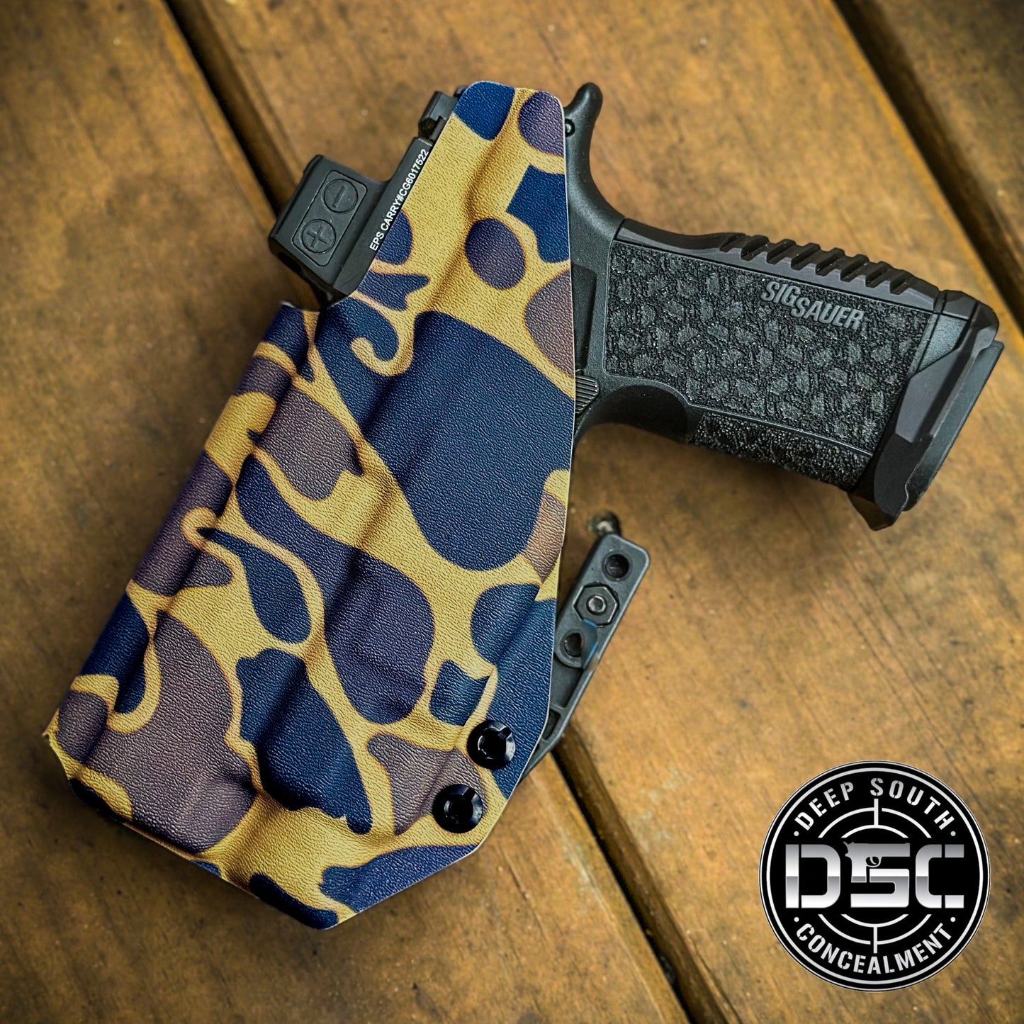 Sig Sauer P365 Fuse w/Streamlight TLR-7 HLX Old School Camo RH IWB Holster