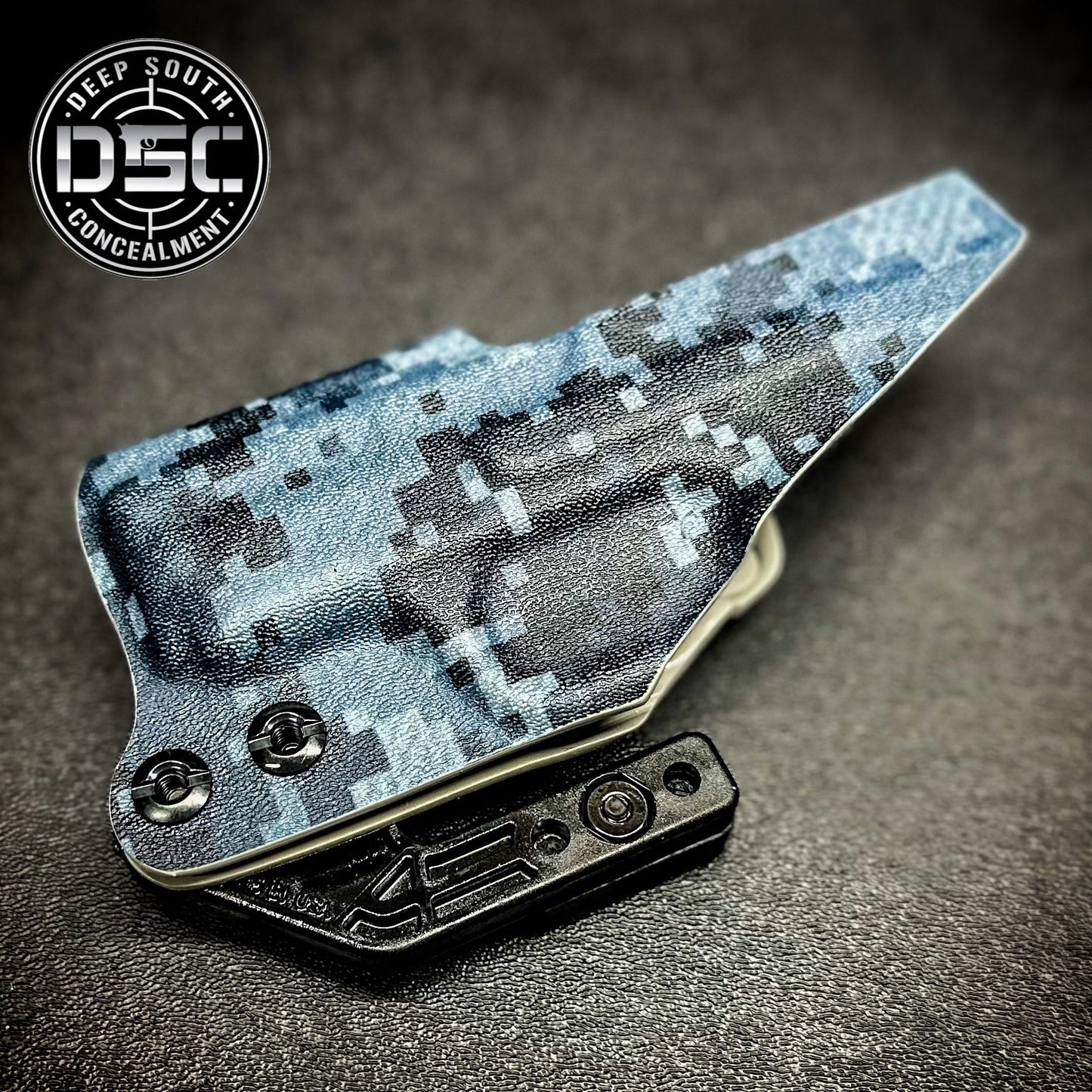 Smith & Wesson Bodyguard 2.0 Black Digital Camo RH IWB Concealment Holster