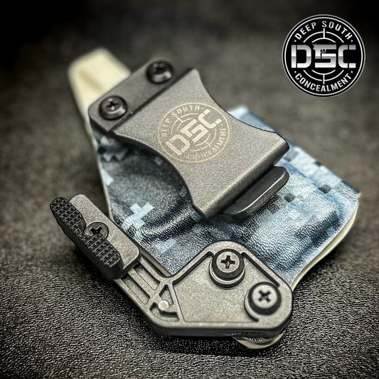 Smith & Wesson Bodyguard 2.0 Black Digital Camo RH IWB Concealment Holster