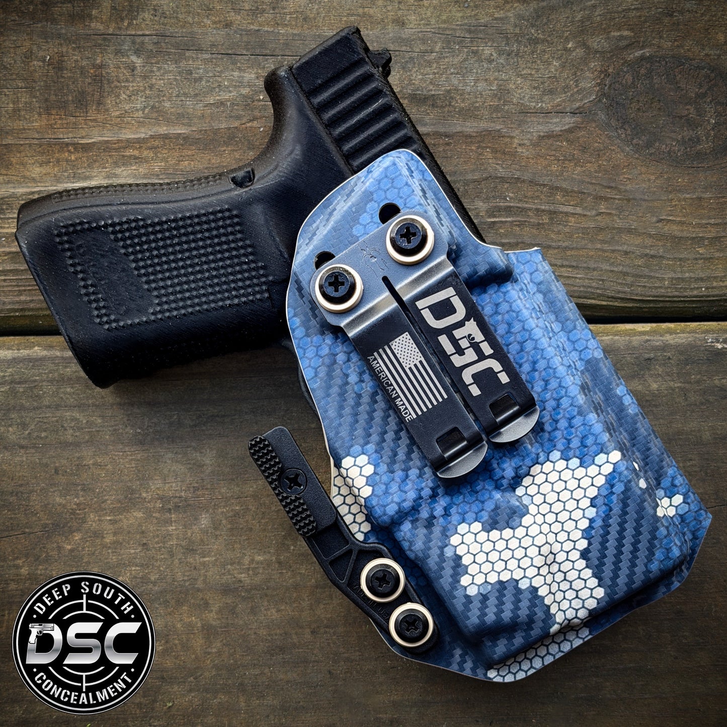 Glock 19 w/Olight PL-X Blue/Tan Mini Hex RH IWB Holster