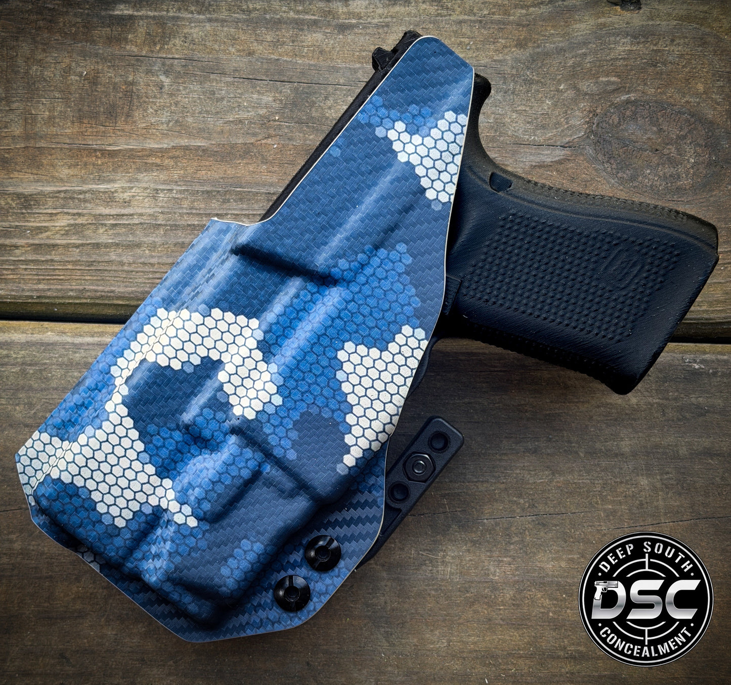 Glock 19 w/Olight PL-X Blue/Tan Mini Hex RH IWB Holster