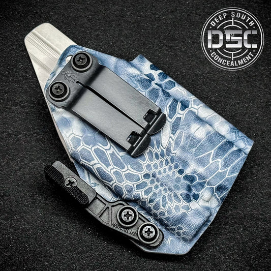 Sig Sauer P365 XMacro w/Streamlight TLR-7 Sub Kryptek Raid RH IWB Holster