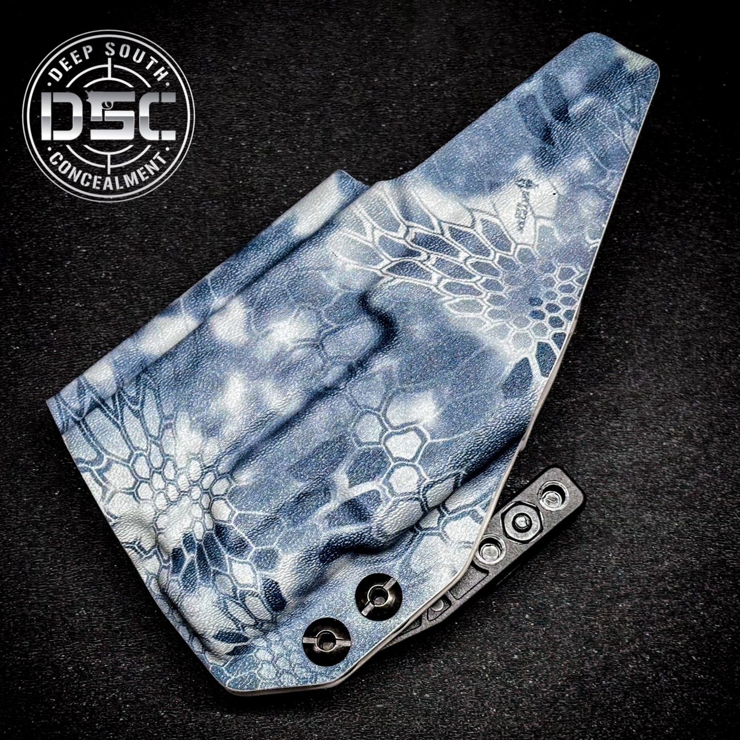 Sig Sauer P365 XMacro w/Streamlight TLR-7 Sub Kryptek Raid RH IWB Holster